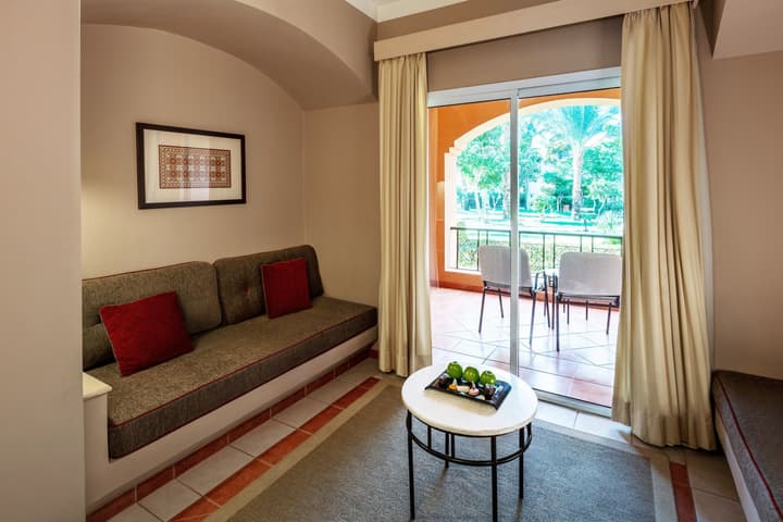 JAZ Makadi Oasis Resort - All inclusive