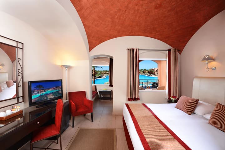 JAZ Makadi Oasis Resort - All inclusive