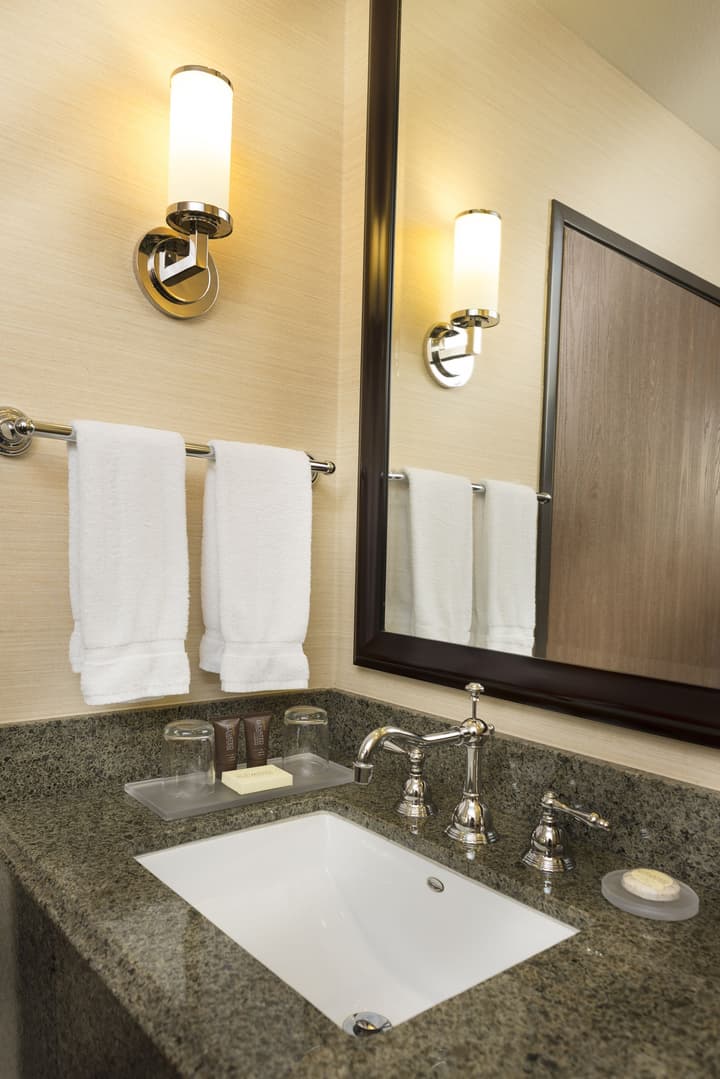 Ayres Hotel Manhattan Beach LAX