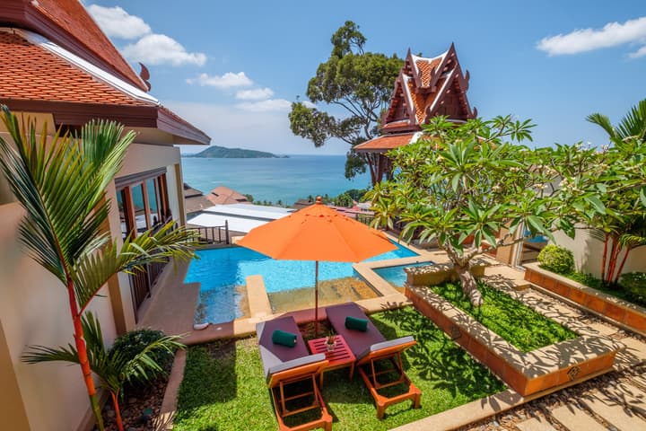 Diamond Cliff Resort & Spa, Patong Beach