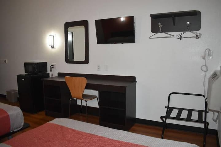 Motel 6 Springfield, IL