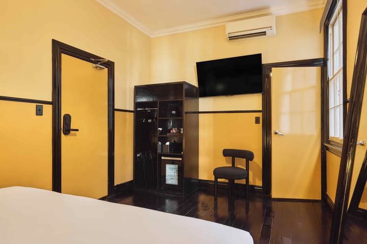 Hotel Diplomat Sydney
