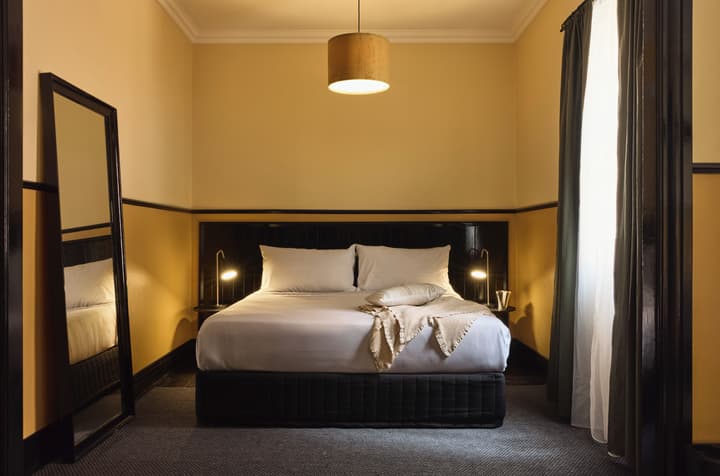 Hotel Diplomat Sydney