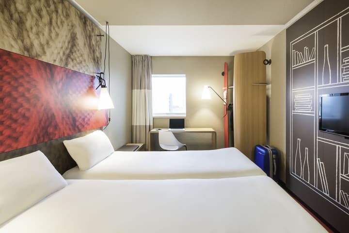 ibis Paris Porte de Clichy Centre
