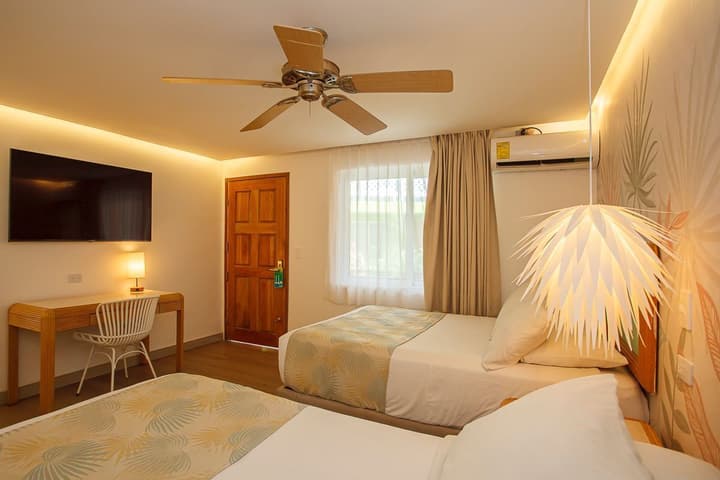 Cocoplum Beach Hotel
