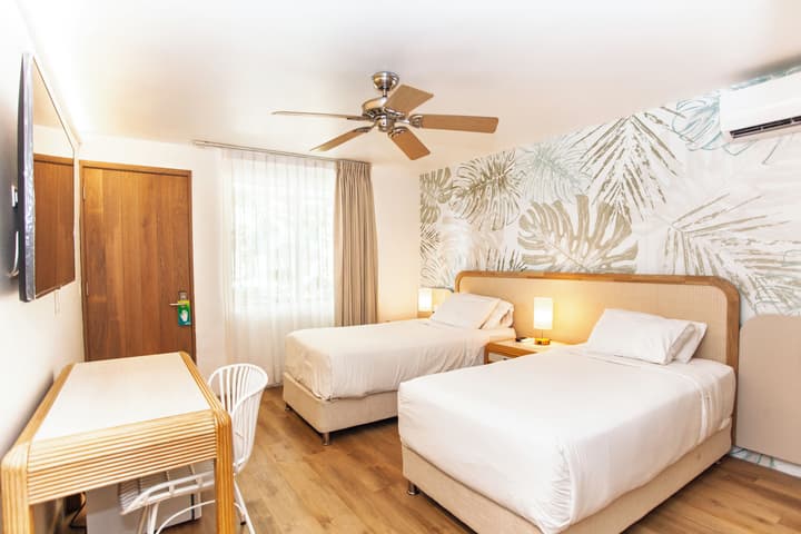 Cocoplum Beach Hotel