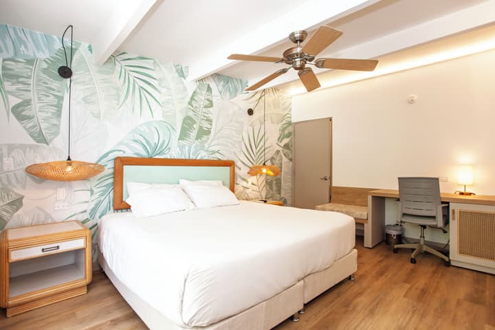 Cocoplum Beach Hotel