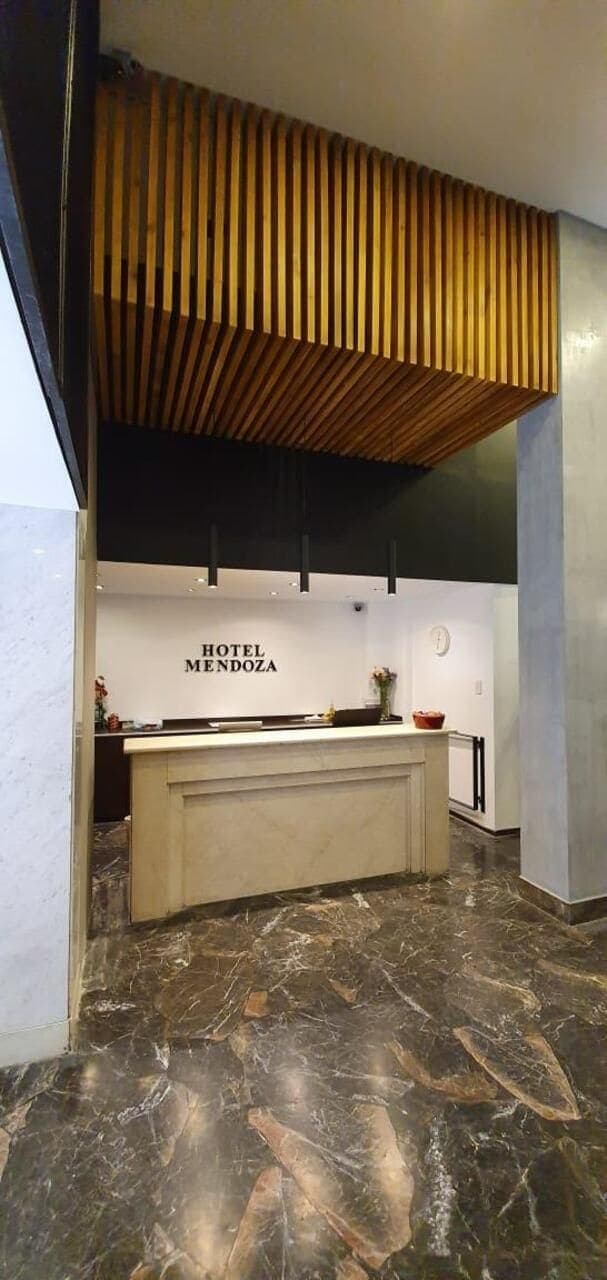 Hotel Mendoza