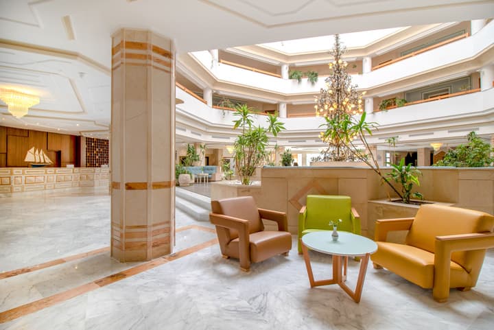 Hotel Sol Azur Beach
