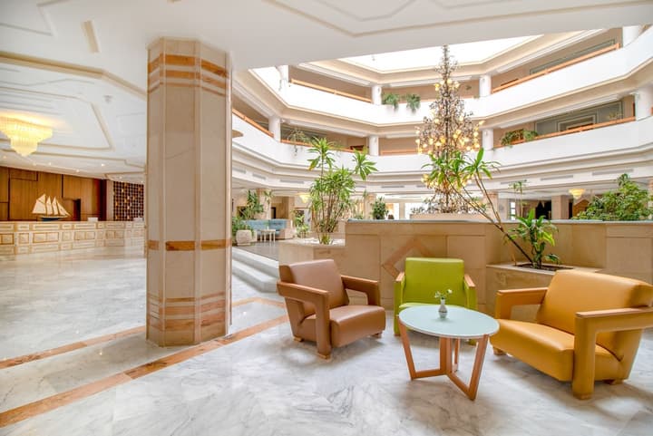 Hotel Sol Azur Beach