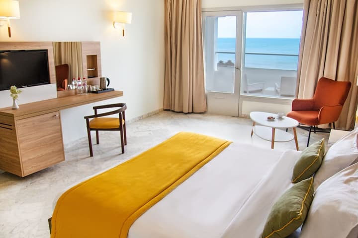 Hotel Sol Azur Beach