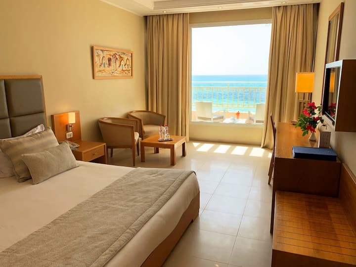 Hotel BEL AZUR Thalasso & Bungalows
