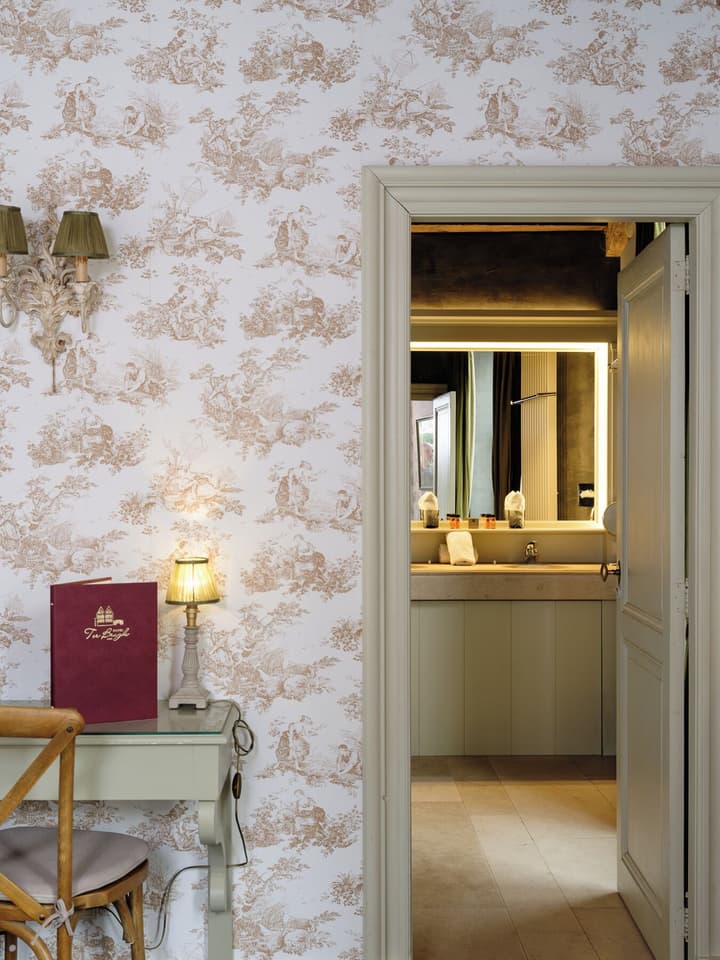 Canal View Hotel Ter Brughe by CW Hotel Collection