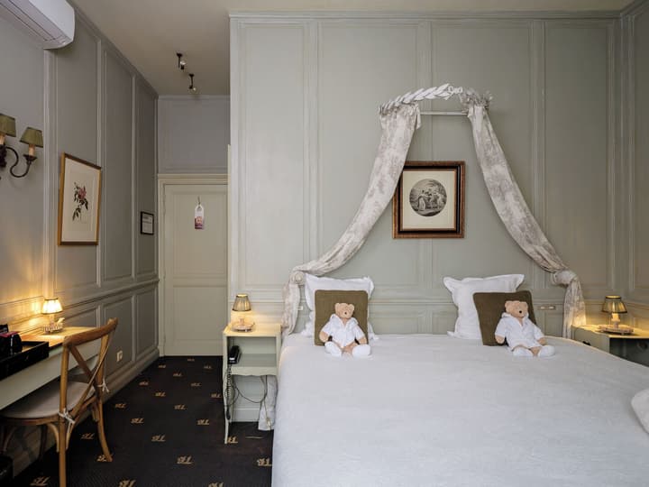 Canal View Hotel Ter Brughe by CW Hotel Collection