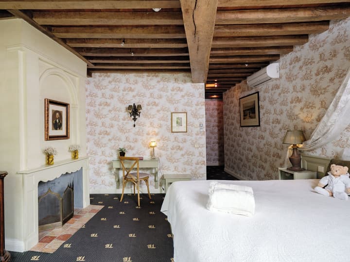 Canal View Hotel Ter Brughe by CW Hotel Collection