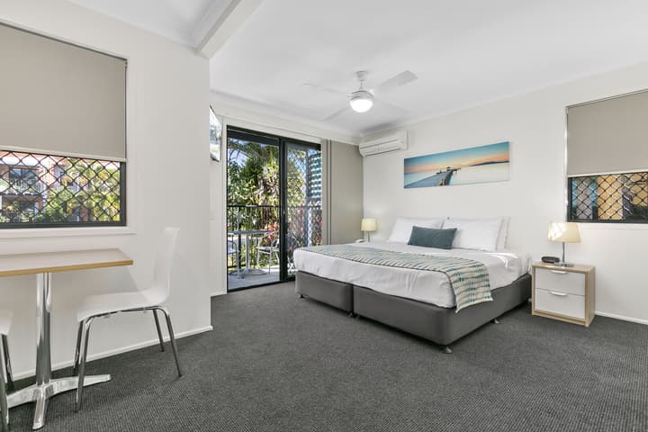 Noosa Lakes Resort