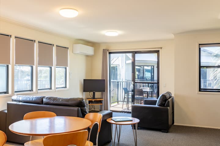 Noosa Lakes Resort