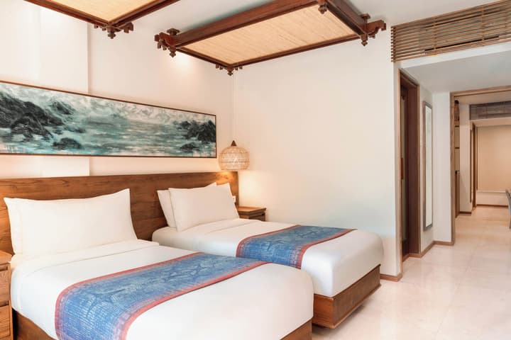 Legian Beach Hotel