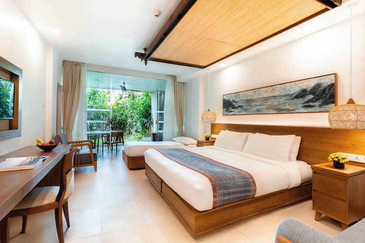 Legian Beach Hotel
