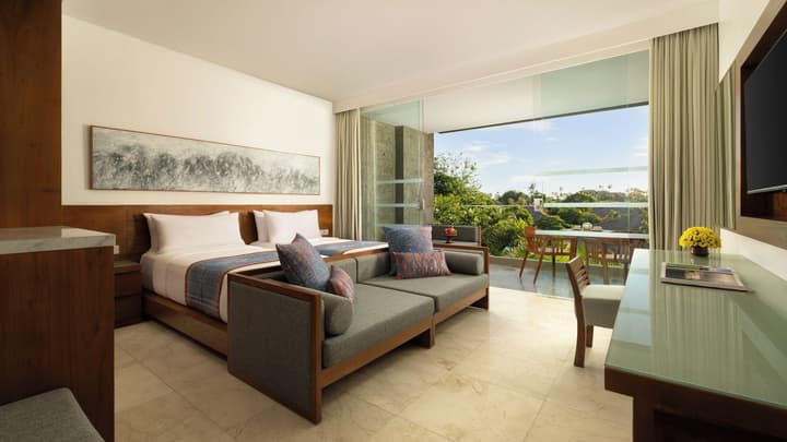 Legian Beach Hotel