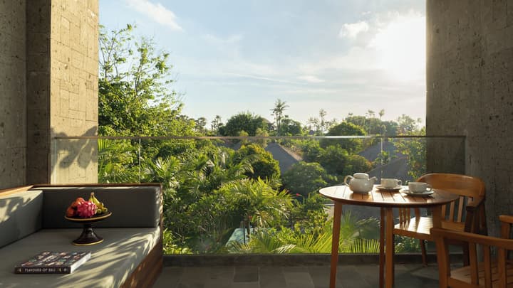 Legian Beach Hotel
