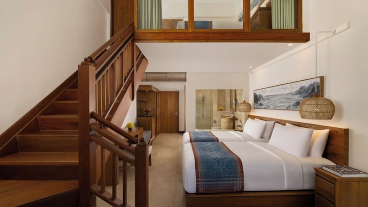 Legian Beach Hotel