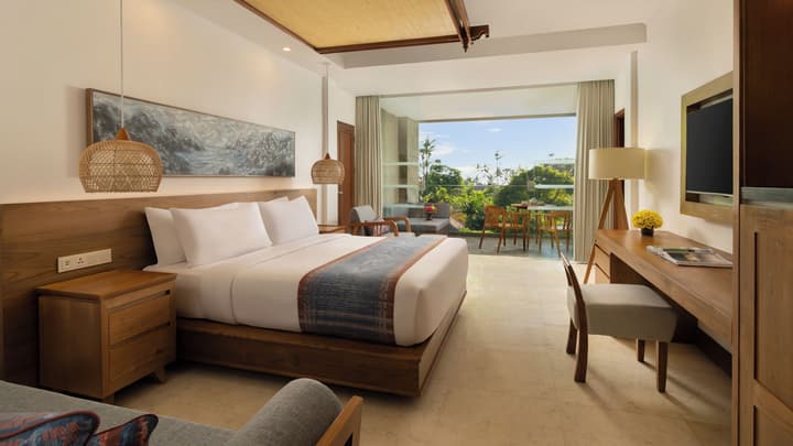 Legian Beach Hotel