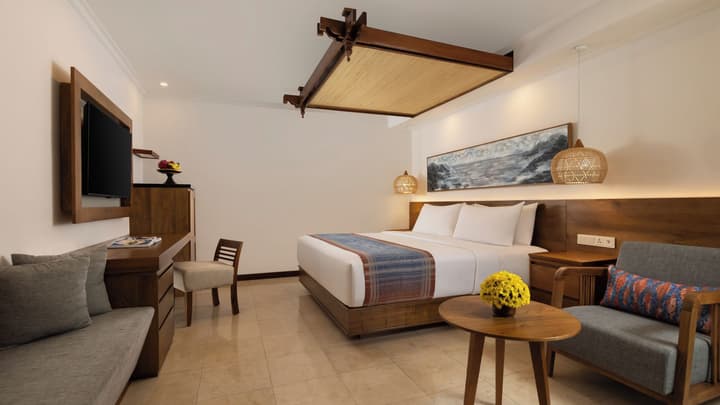 Legian Beach Hotel
