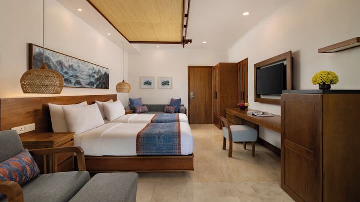 Legian Beach Hotel