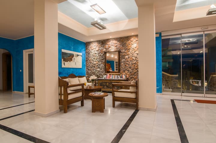 Hotel Antinea Suites & SPA