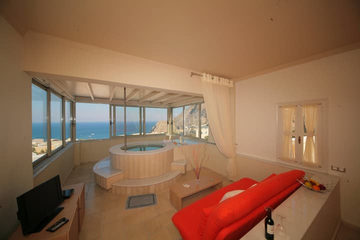 Hotel Antinea Suites & SPA