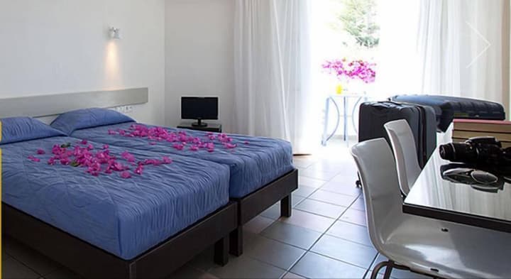 Kamari Beach Hotel