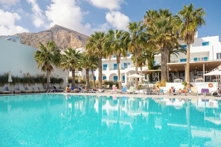 Kamari Beach Hotel