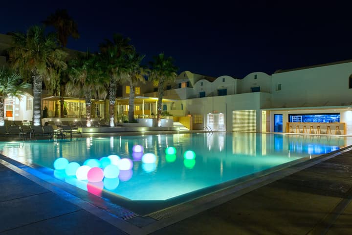 Kamari Beach Hotel