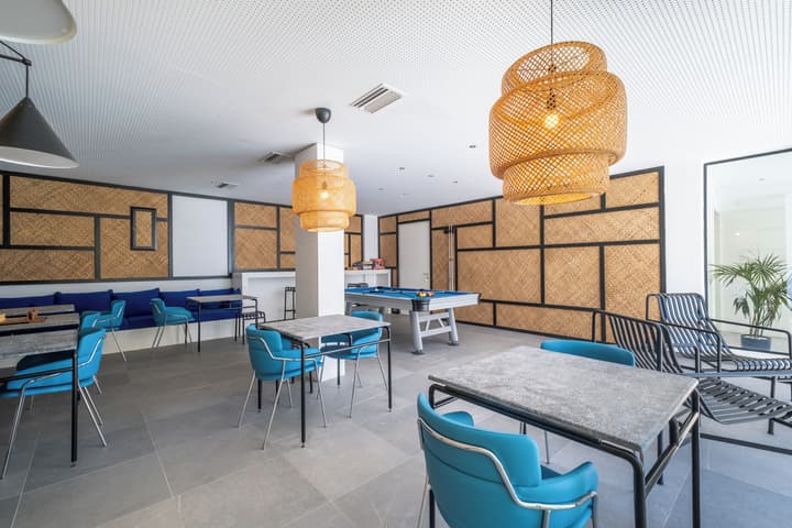 Kamari Beach Hotel