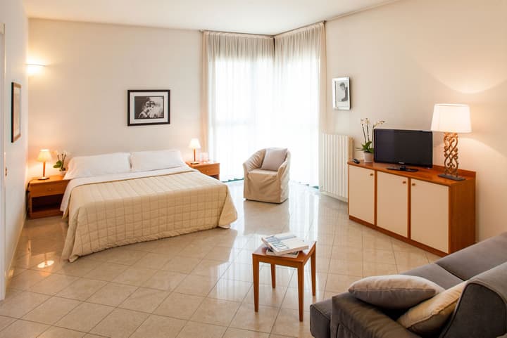 Cosmo Hotel Torri