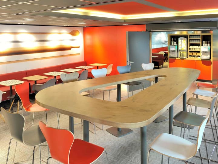 ibis Amsterdam City West