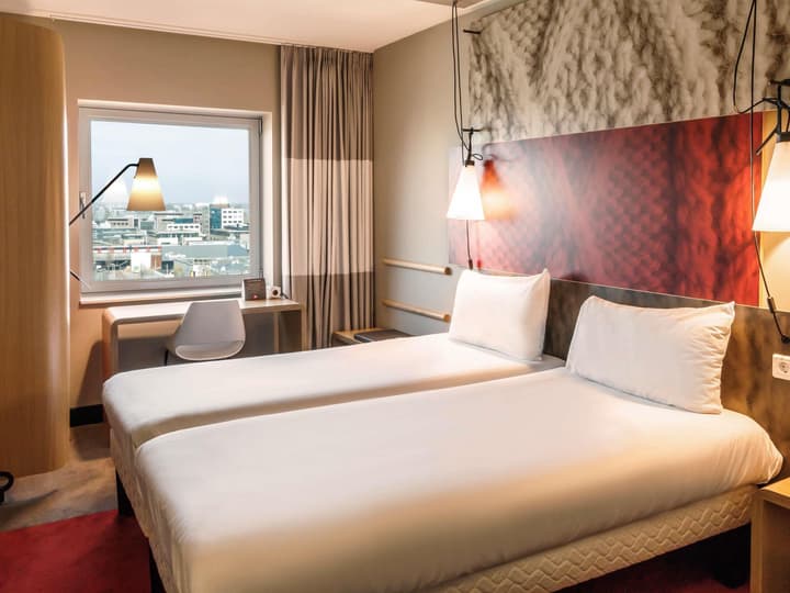 ibis Amsterdam City West