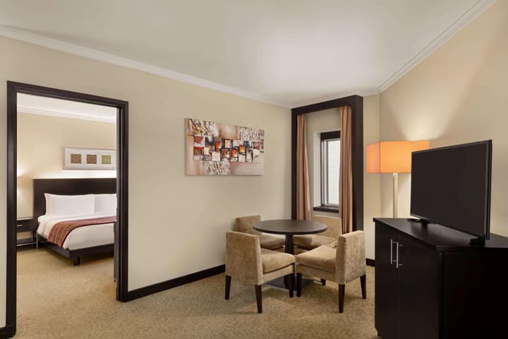 Ramada Plaza by Wyndham Dubai Deira