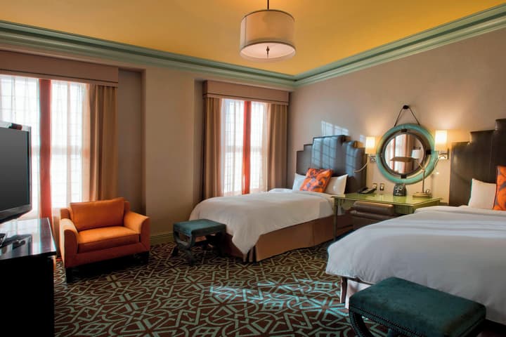 Hotel ICON Autograph Collection by Marriott