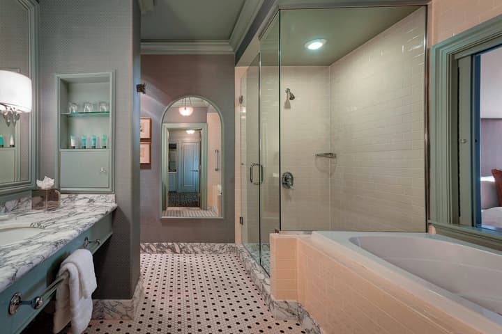 Hotel ICON Autograph Collection by Marriott