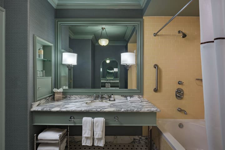 Hotel ICON Autograph Collection by Marriott