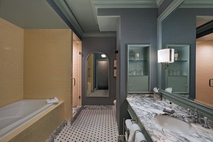 Hotel ICON Autograph Collection by Marriott