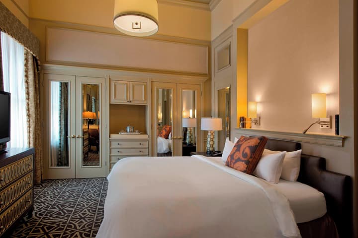 Hotel ICON Autograph Collection by Marriott