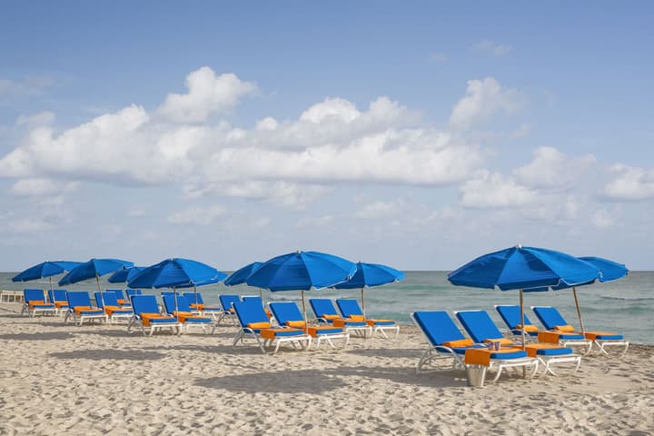 Circa 39 Miami Beach by IHG