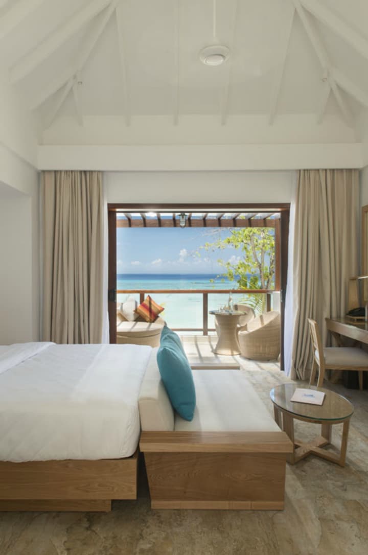 Summer Island Maldives