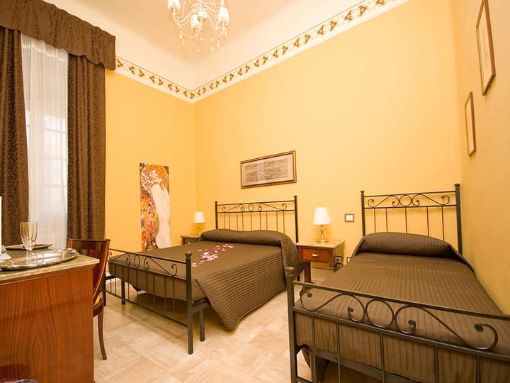 Hotel Pisa Tower