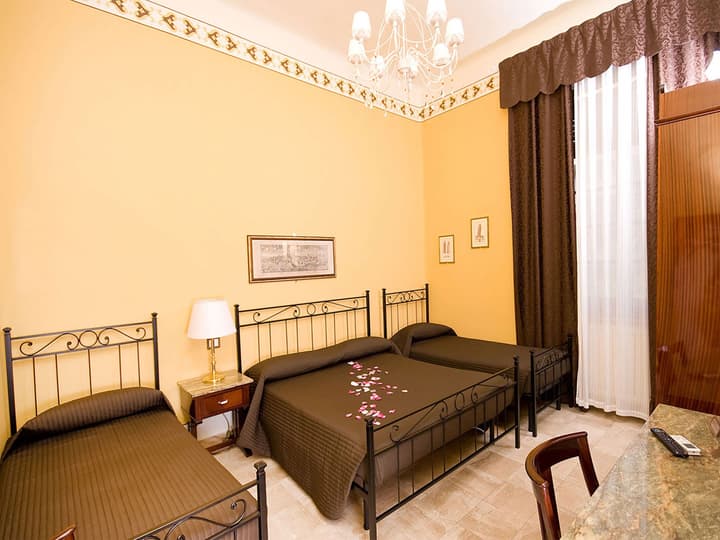 Hotel Pisa Tower
