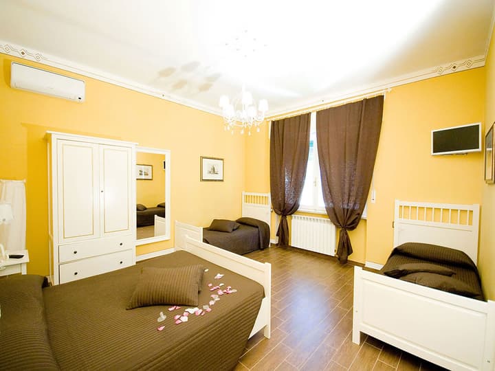 Hotel Pisa Tower
