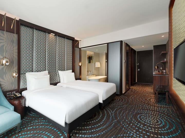 Pullman New Delhi Aerocity Hotel